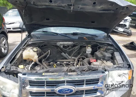2010 Ford Escape Xlt from USA, damaged, VIN 1FMCU0D76AKD25763